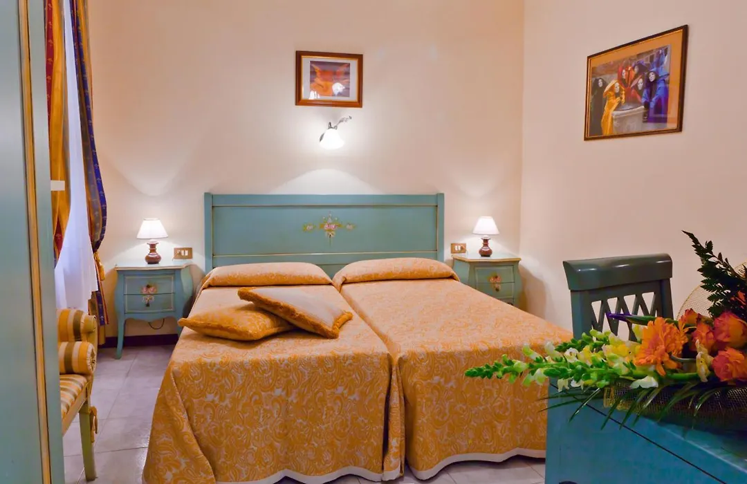 Hotel Henry-1